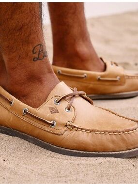 Sperry Men’s Light Brown Leather Boat Shoes Size 8.5M